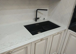 Раковина черная из искусственного камня Vicostone Majestic Black BQ-9611 Раковина черная из искусственного камня Vicostone Majestic Black BQ-9611