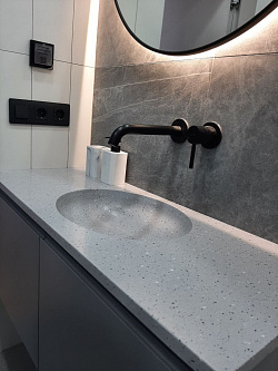 Раковина серая из искусственного камня Staron PE814 Pebble Ebony Раковина серая из искусственного камня Staron PE814 Pebble Ebony